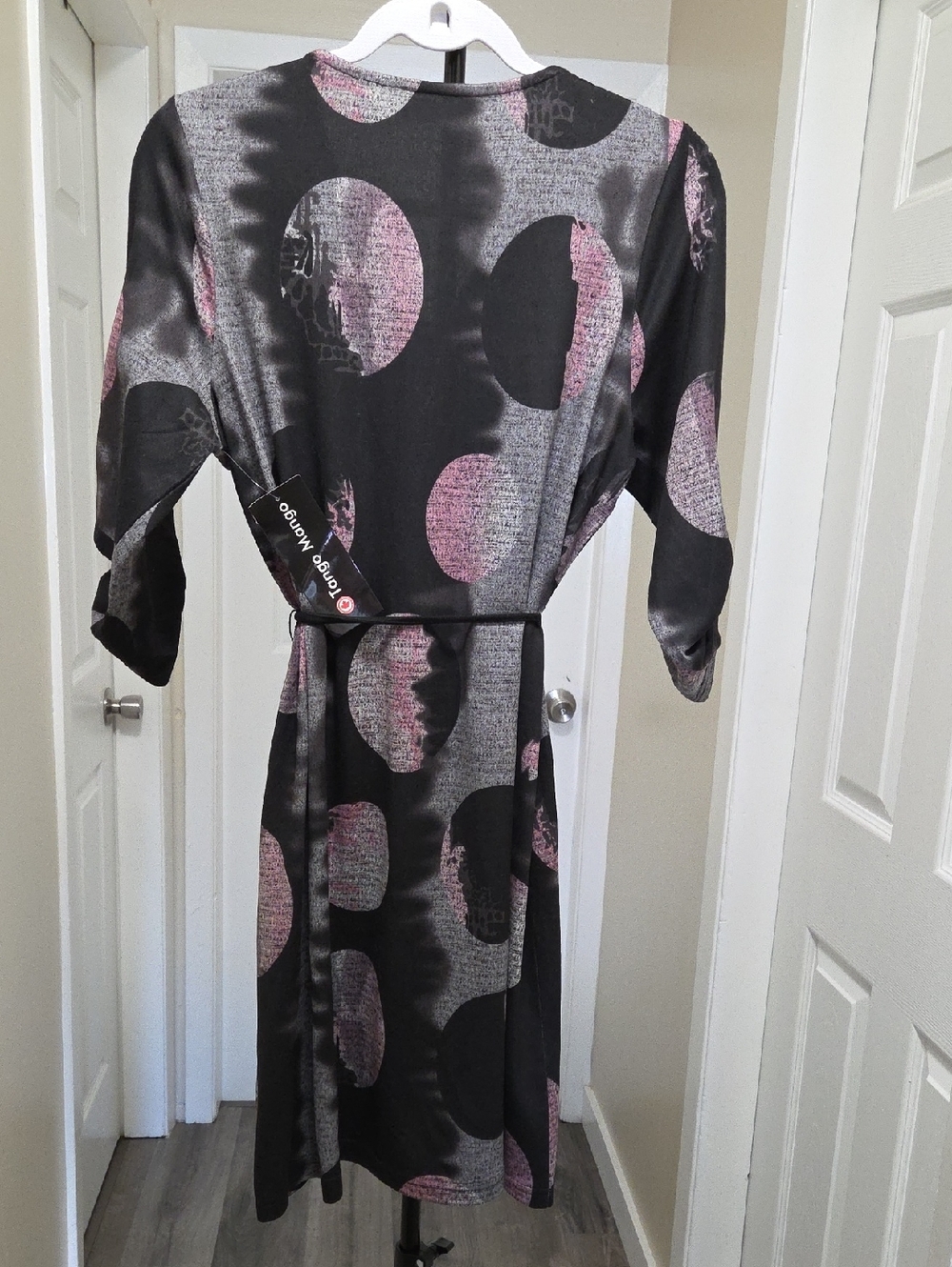 NWT Tango Mango Black & Pink Polka Dot Zip-Front Knit Dress 3/4 Sleeve Tie Waist - Picture 8 of 9
